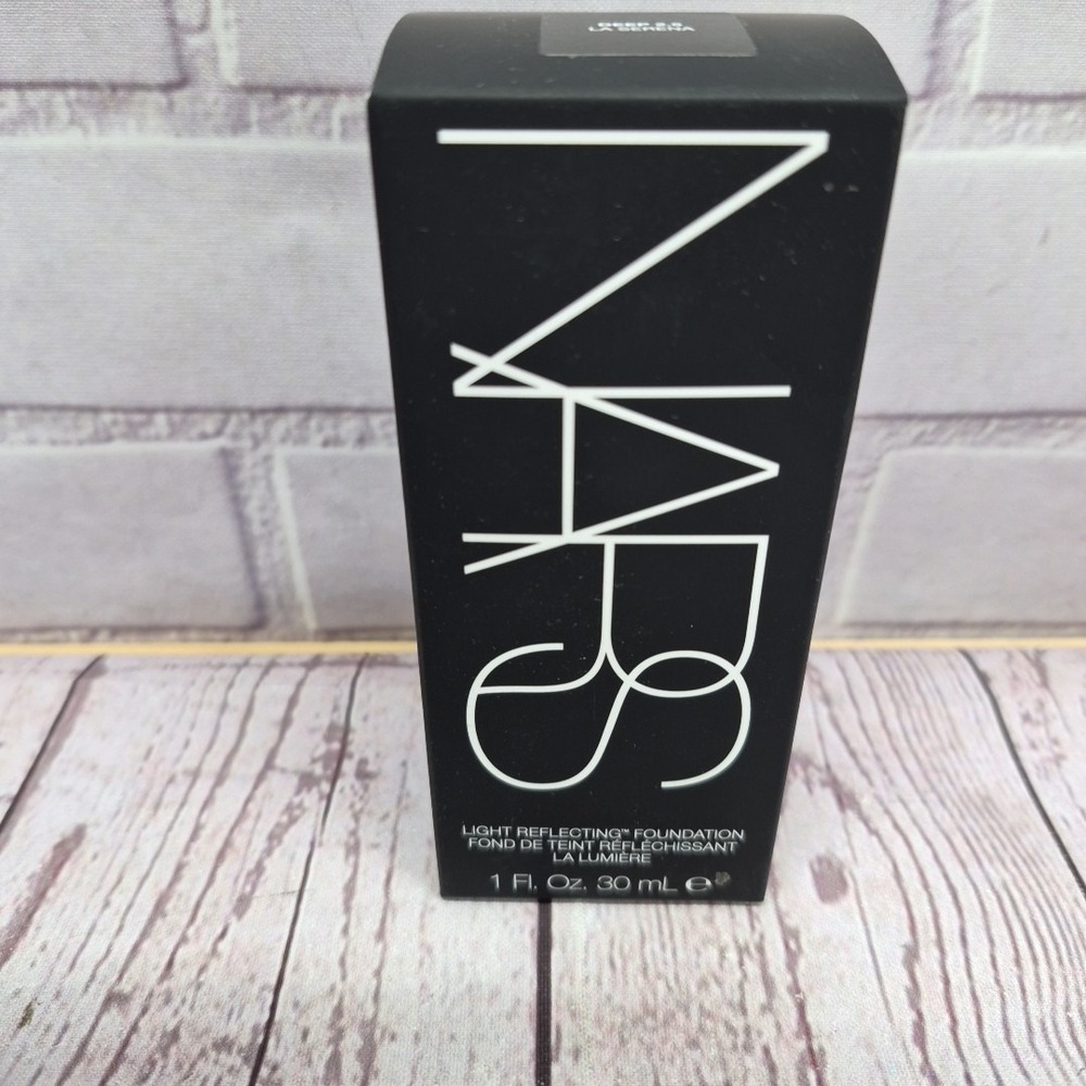 NARS Light Reflecting Foundation Makeup Deep 2.5 La Serena 1‎ Fl Oz
